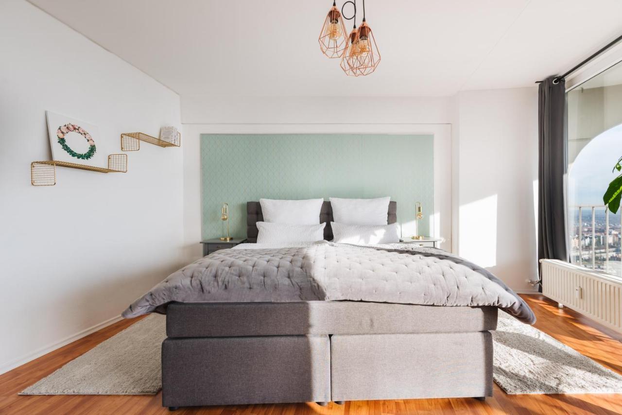 Great City View I 26 Floor I Netflix And Boxspringbed Augsburg Exterior photo